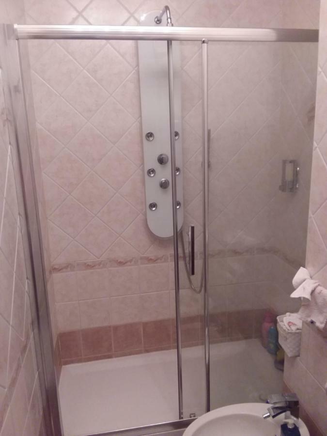 Flowers Apartment Μπάρι Εξωτερικό φωτογραφία